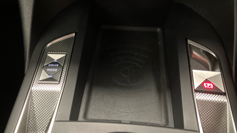 DS 3 1.2 PureTech 130 Opera 5dr EAT8 Petrol Hatchback